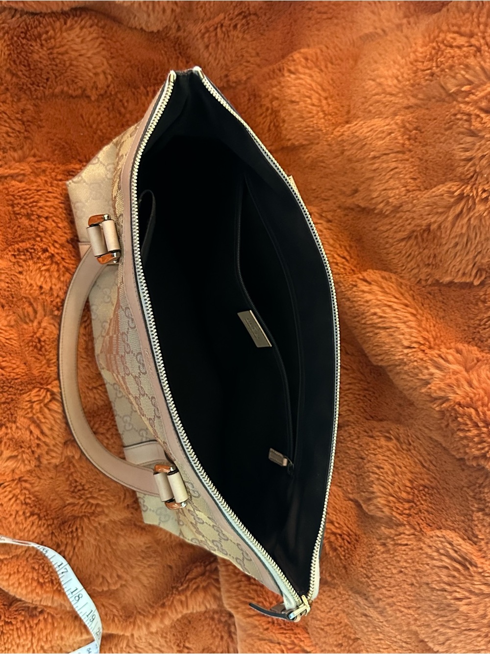 Gucci Monogram canvas tote - Picture 11 of 16
